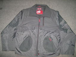 福州榮登貿易 專注歐碼運動套裝與童裝，零售批發一體化服務商